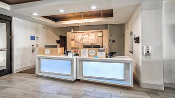 Holiday Inn Express Suites Beeville by IHG