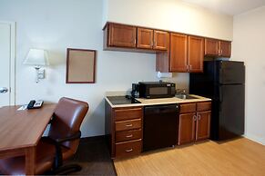 Candlewood Suites VICTORIA, an IHG Hotel