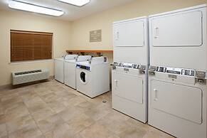 Candlewood Suites VICTORIA by IHG