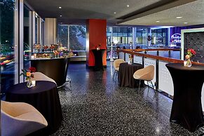 Courtyard by Marriott Portland City Center