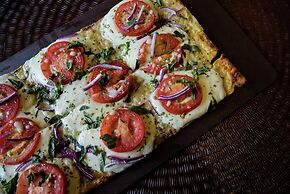 Embassy Suites by Hilton Minneapolis North