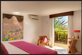 Insolito Boutique Hotel