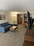 Wingate by Wyndham Lafayette Airport