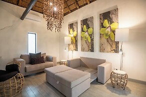 Mokuti Etosha