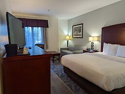 La Quinta Inn & Suites by Wyndham Fort Worth NE Mall