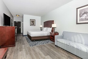 La Quinta Inn & Suites by Wyndham Fort Worth NE Mall