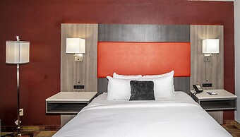 Countryside Suites Kansas City Independence I-70E Sports Complex Hotel