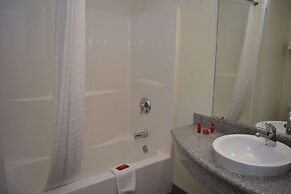 SureStay Plus Hotel by Best Western Niagara Falls East