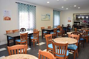 SureStay Plus Hotel by Best Western Niagara Falls East