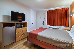 Motel 6 Concord, CA