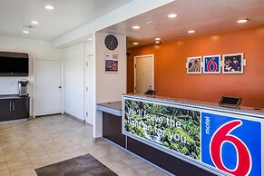 Motel 6 Concord, CA