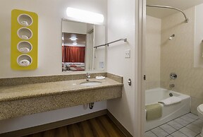 Motel 6 Concord, CA