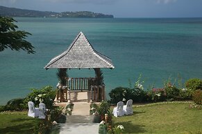 Calabash Cove Resort And Spa - Adults Only