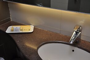 Oriental Residency Hotel