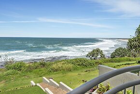 Rolling Surf Resort