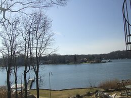 Laurel Grove Inn on the South