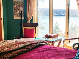 Laurel Grove Inn on the South