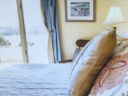 Laurel Grove Inn on the South