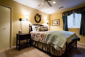 Laurel Grove Inn on the South