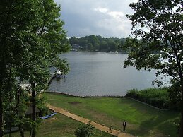 Laurel Grove Inn on the South