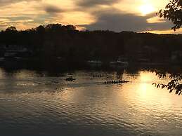 Laurel Grove Inn on the South