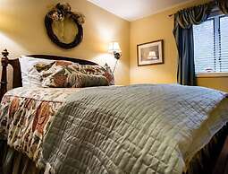 Laurel Grove Inn on the South