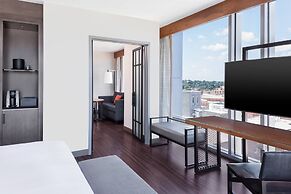 Lancaster Marriott at Penn Square