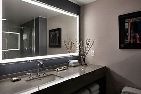 Lancaster Marriott at Penn Square