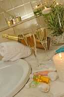 Aegean Sky Hotel & Suites