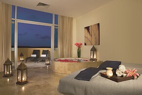 Dreams Jade Resort & Spa - All Inclusive