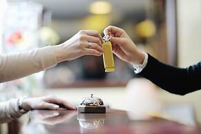 Rivera Inn & Suites Motel Pico Rivera