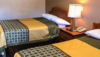 Crown Lodge Motel Oakland