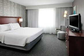 Courtyard Marriott Aksarben Village