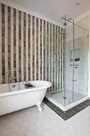 St James Guesthouses