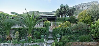 St James Guesthouses