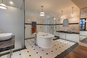 St James Guesthouses