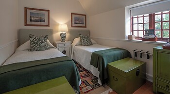 St James Guesthouses