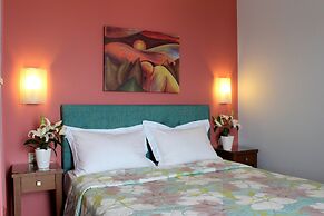 Amaryllis Hotel Apartments