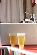 Amaryllis Hotel Apartments