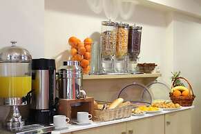 Amaryllis Hotel Apartments