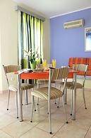 Amaryllis Hotel Apartments