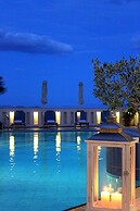 Amaryllis Hotel Apartments