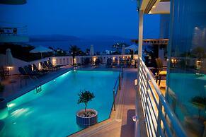 Amaryllis Hotel Apartments