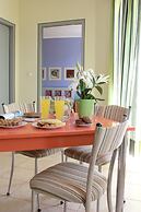 Amaryllis Hotel Apartments