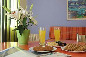 Amaryllis Hotel Apartments