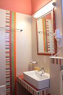 Amaryllis Hotel Apartments