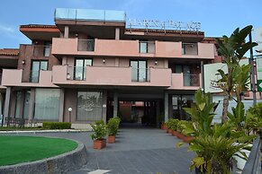 Marina Palace Hotel & Congress Hall