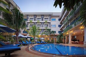 Angkor Holiday Hotel