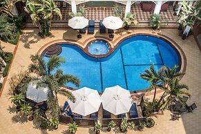 Angkor Holiday Hotel