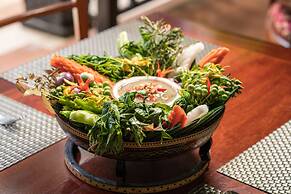 Angkor Holiday Hotel